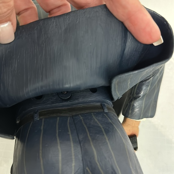 LARGE 18" Action Figure
SCARFACE AL PACINO TONY MONTANA NECA 2006 - Picture 7 of 9